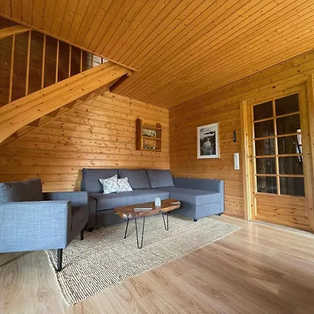 Ferienhaus Doppelhaushaelfte In