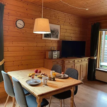Holiday home Doppelhaushaelfte In
