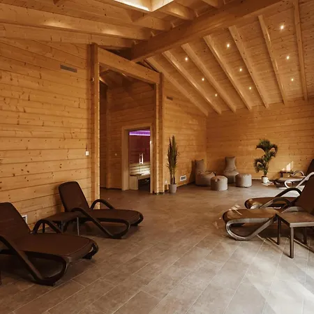 Doppelhaushaelfte In Holiday home *