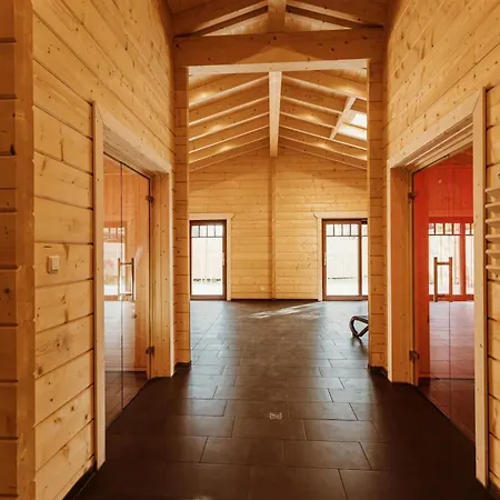 Doppelhaushaelfte In Holiday home